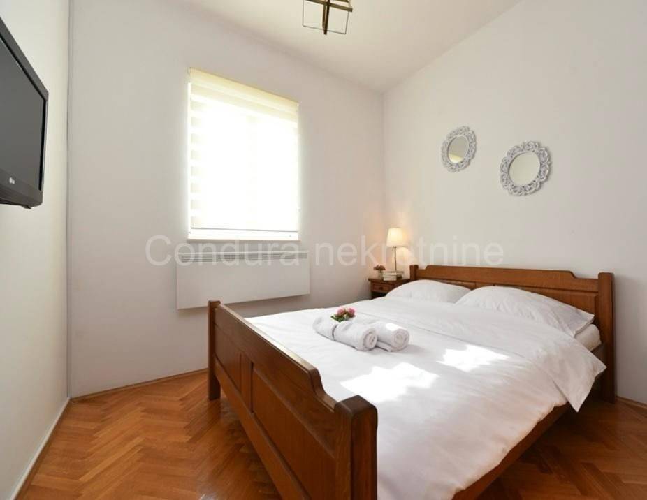 Apartmanska kuca, Prodaja, Privlaka, Privlaka