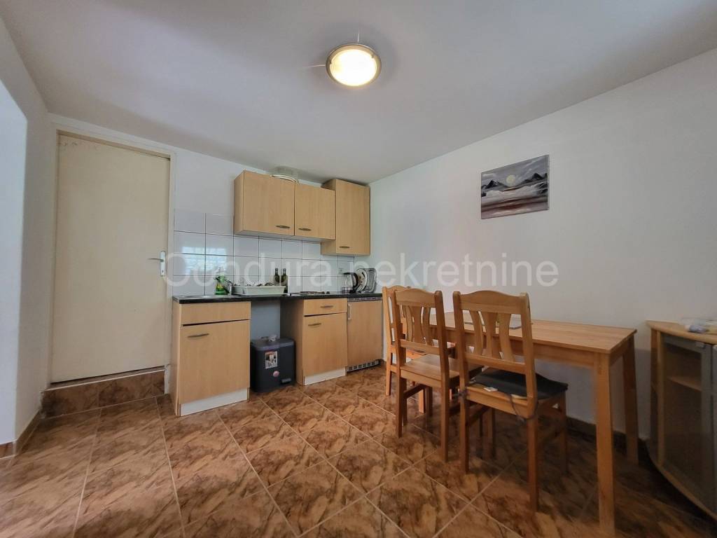 Apartmanska kuca, Prodaja, Benkovac, Donji Karin