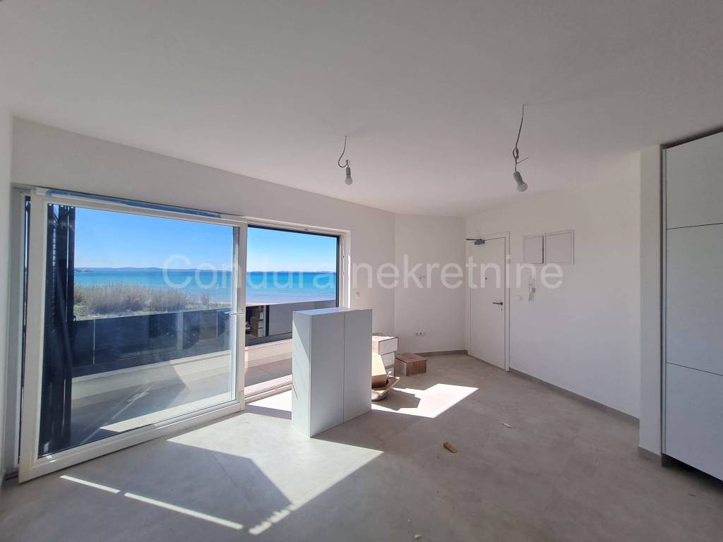 Apartman s okucnicom, Prodaja, Privlaka, Privlaka