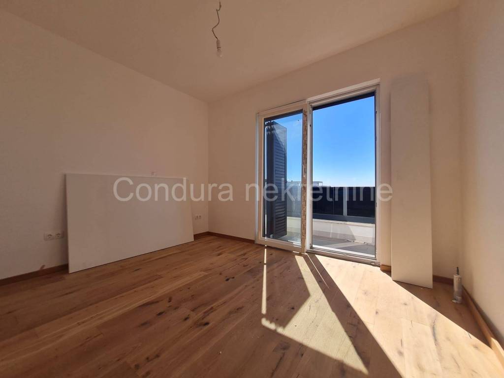 Apartman s okucnicom, Prodaja, Privlaka, Privlaka