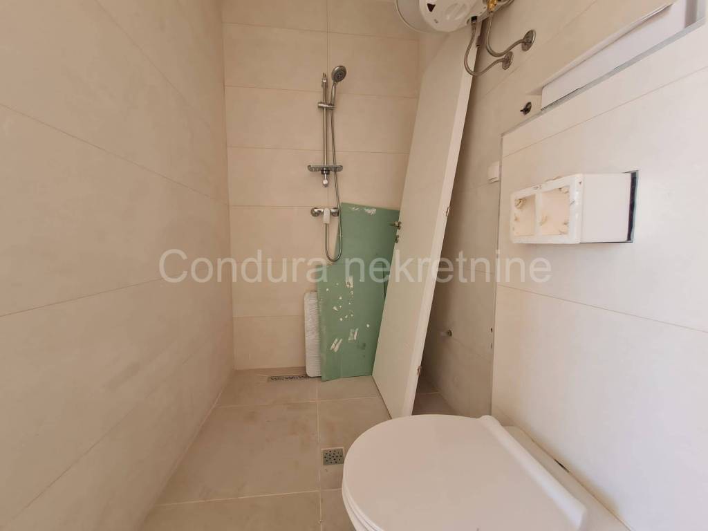Apartman s okucnicom, Prodaja, Privlaka, Privlaka