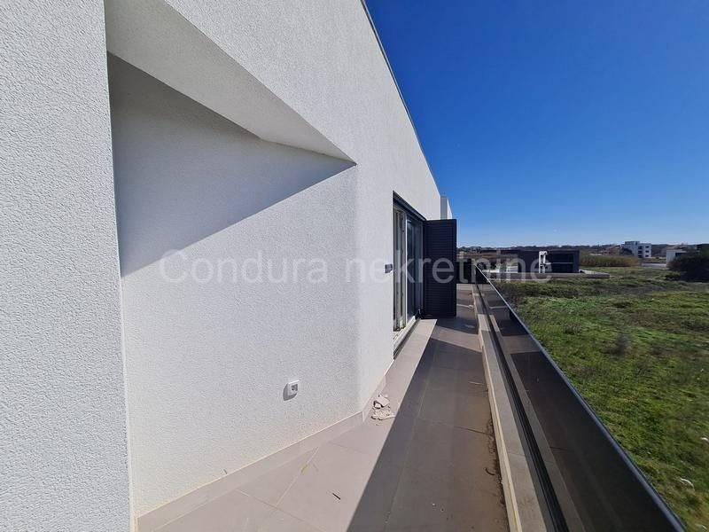 Apartman s okucnicom, Prodaja, Privlaka, Privlaka