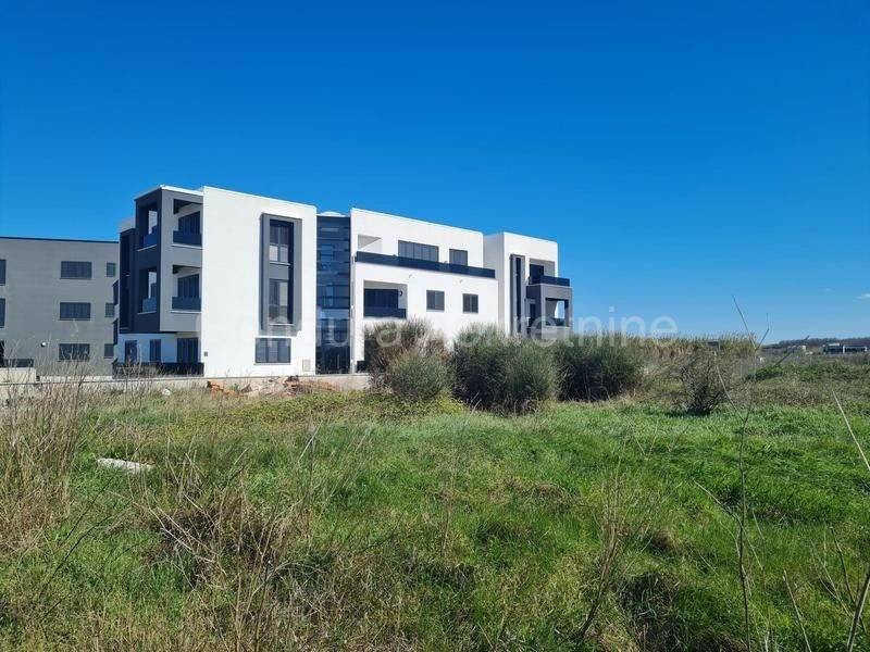 Apartman s okucnicom, Prodaja, Privlaka, Privlaka