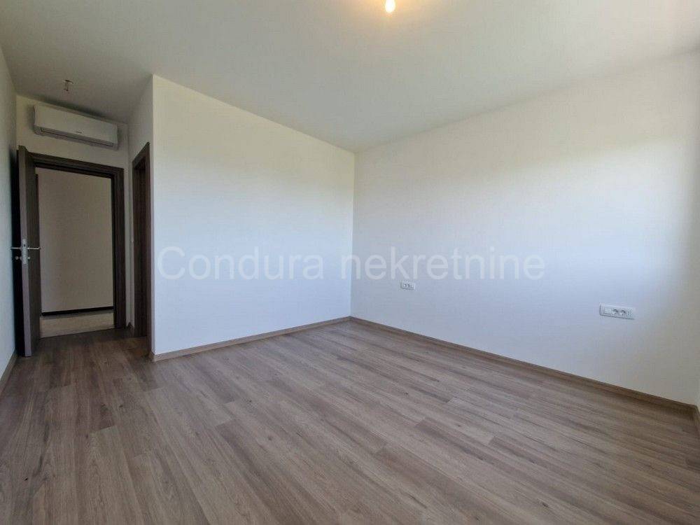 Luksuzna kuca, Prodaja, Vir, Vir