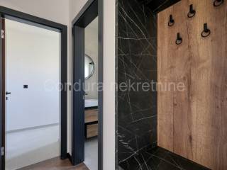Apartman na moru, Prodaja, Privlaka, Privlaka