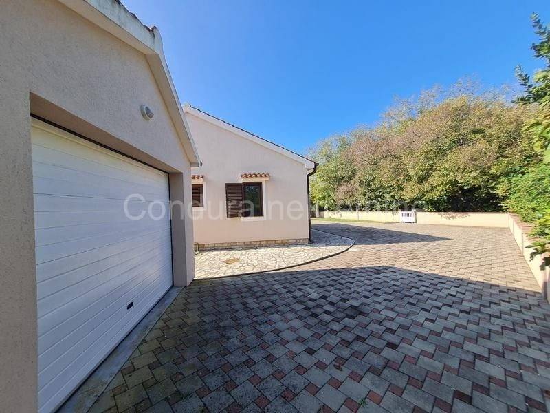 Samostojeca kuca, Prodaja, Privlaka, Privlaka