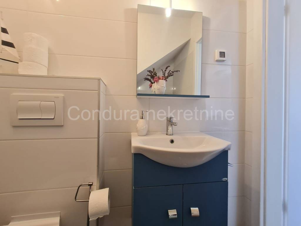 Dvojna kuca, Prodaja, Vir, Vir