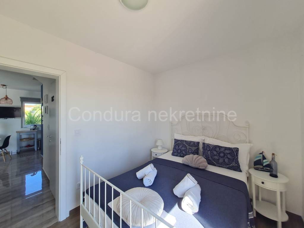 Dvojna kuca, Prodaja, Vir, Vir