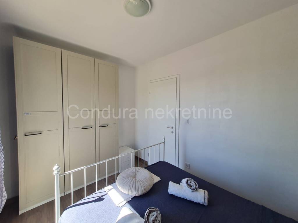 Dvojna kuca, Prodaja, Vir, Vir