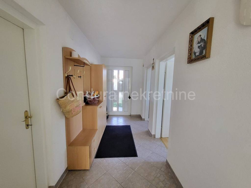 Apartmanska kuca, Prodaja, Vrsi, Zukve
