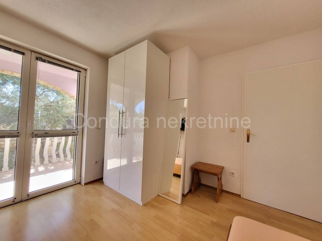 Apartmanska kuca, Prodaja, Vrsi, Zukve
