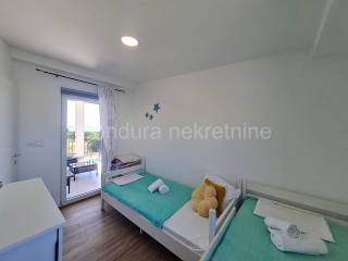 Dvojna kuca, Prodaja, Vir, Vir