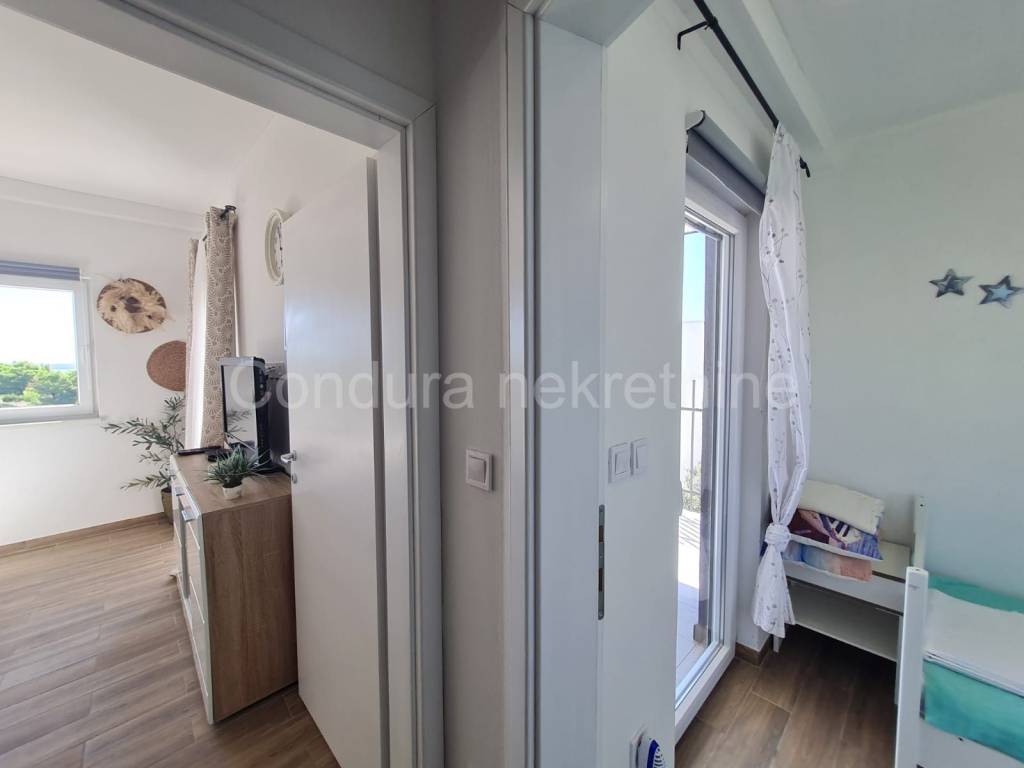 Dvojna kuca, Prodaja, Vir, Vir