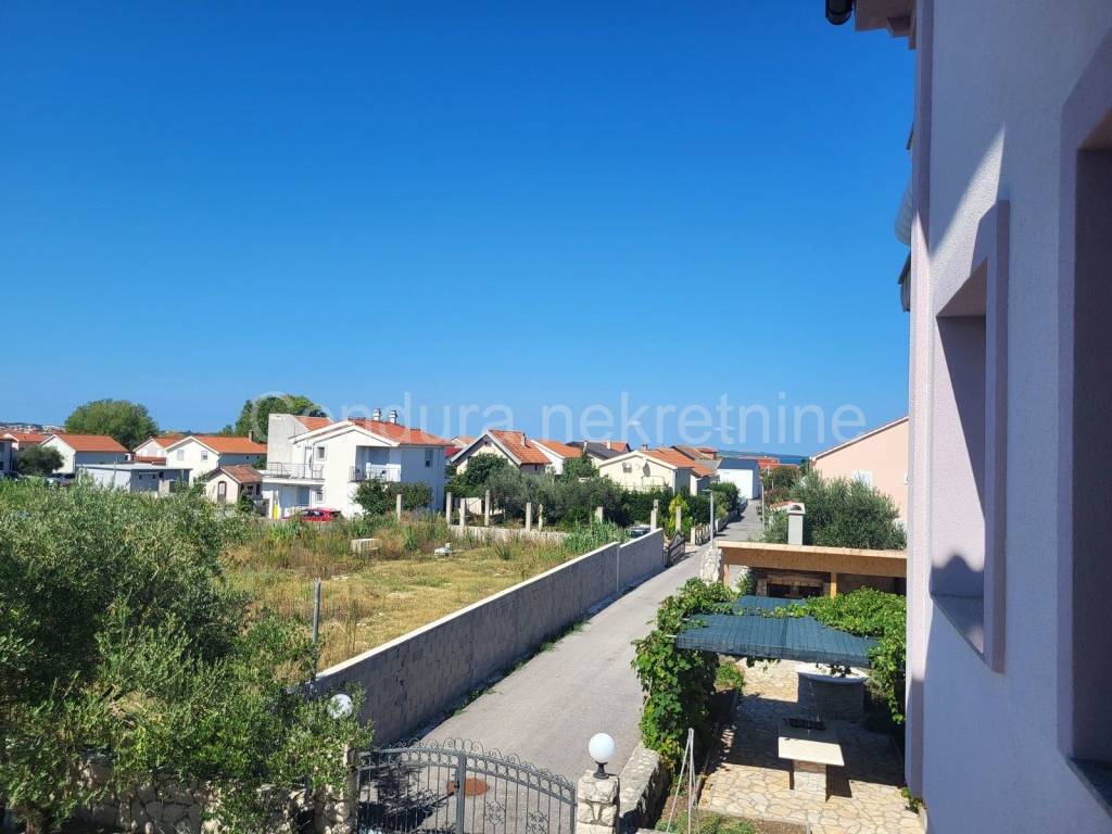 Apartmanska kuca, Prodaja, Vrsi, Zukve