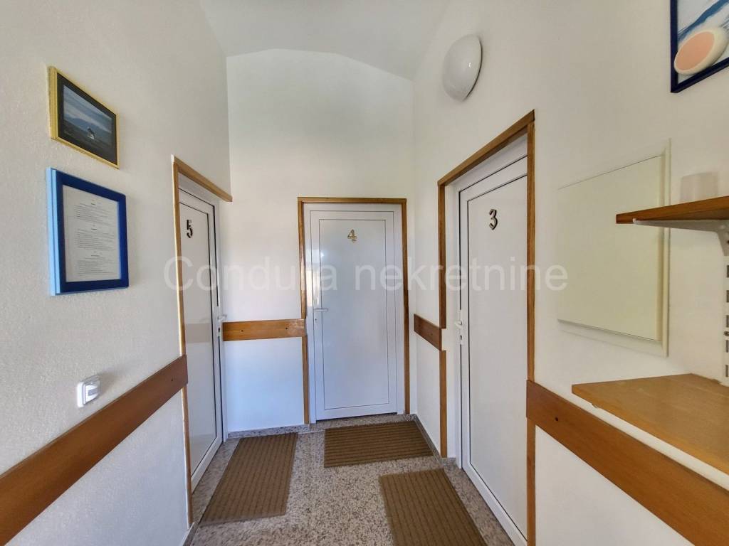 Apartmanska kuca, Prodaja, Vrsi, Zukve