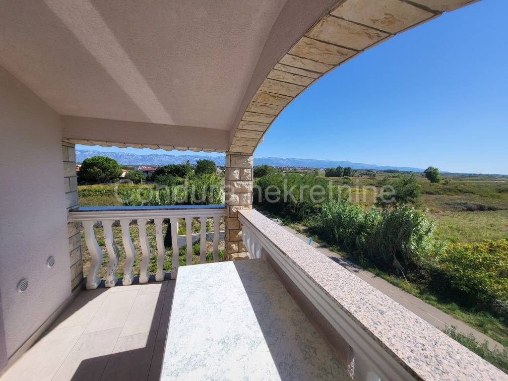 Apartmanska kuca, Prodaja, Vrsi, Zukve