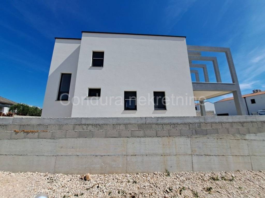 Dvojna kuca, Prodaja, Vrsi, Vrsi