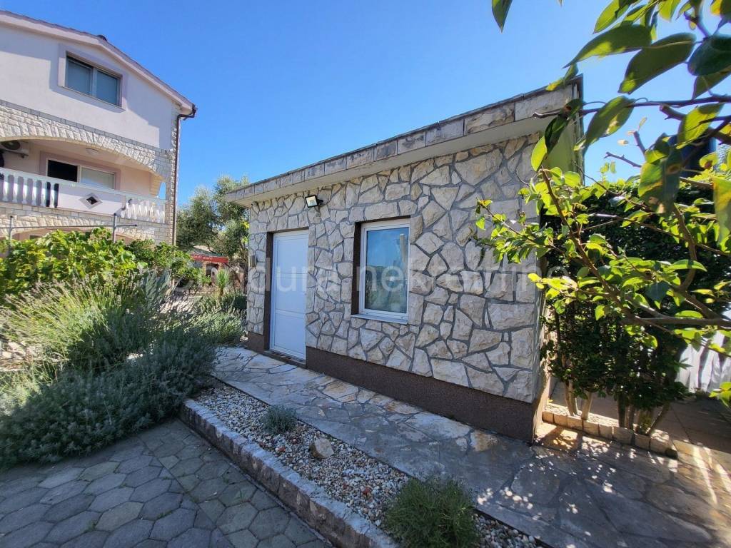Apartmanska kuca, Prodaja, Vrsi, Zukve