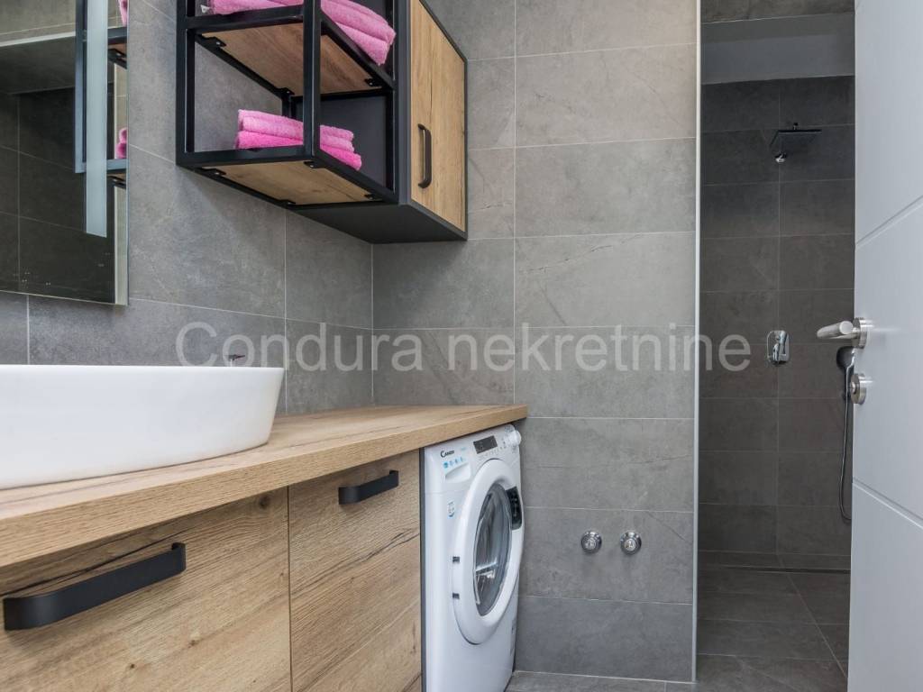 Kuca na moru, Prodaja, Vir, Vir