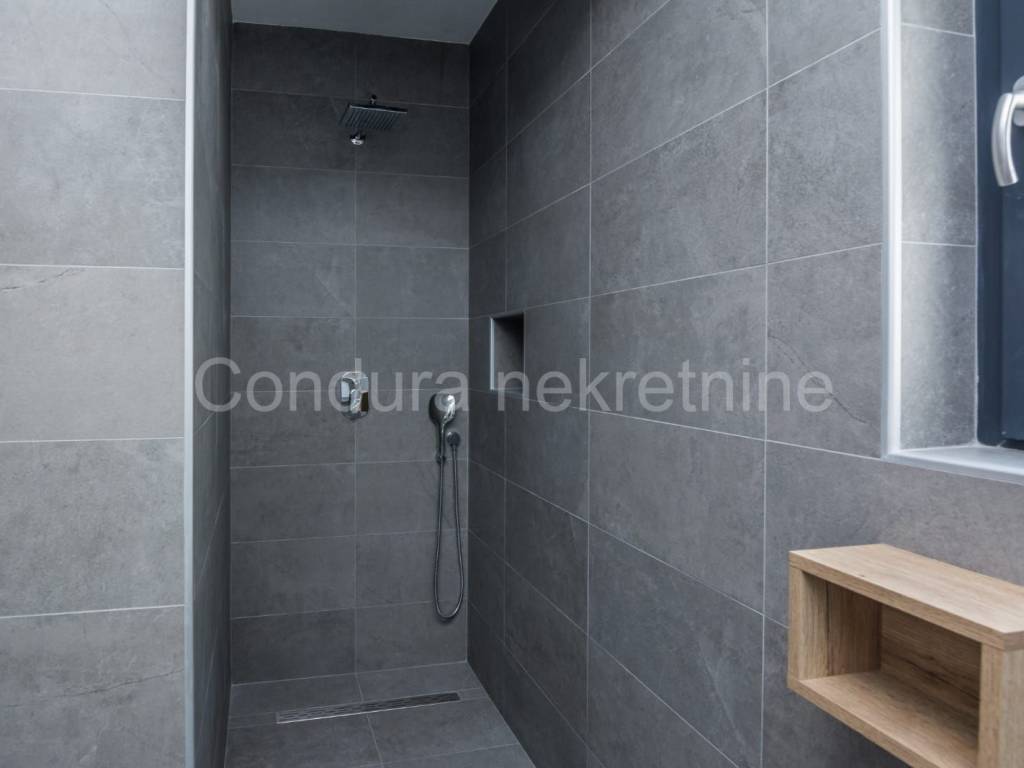 Kuca na moru, Prodaja, Vir, Vir