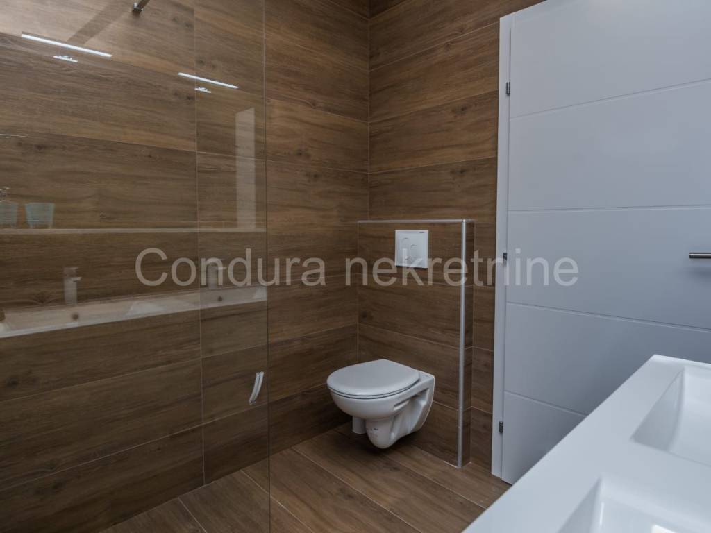 Kuca na moru, Prodaja, Vir, Vir