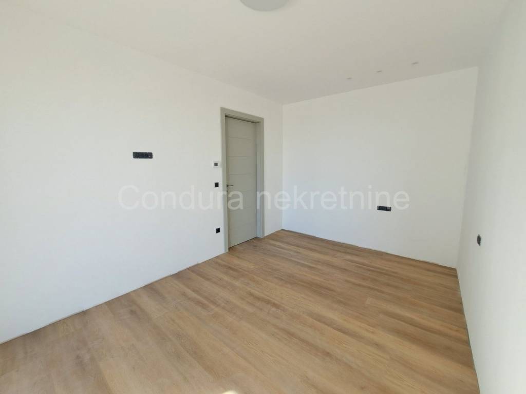 Luksuzna kuca, Prodaja, Privlaka, Privlaka