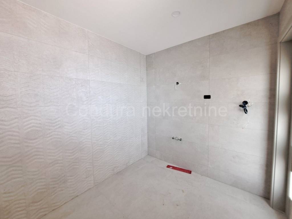 Luksuzna kuca, Prodaja, Privlaka, Privlaka