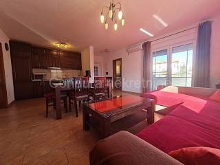 Apartman na moru, Prodaja, Vir, Vir