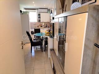 Apartman na moru, Prodaja, Nin, Nin