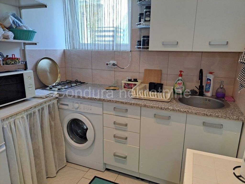 Apartman na moru, Prodaja, Nin, Nin