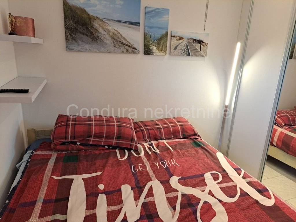Apartman na moru, Prodaja, Nin, Nin