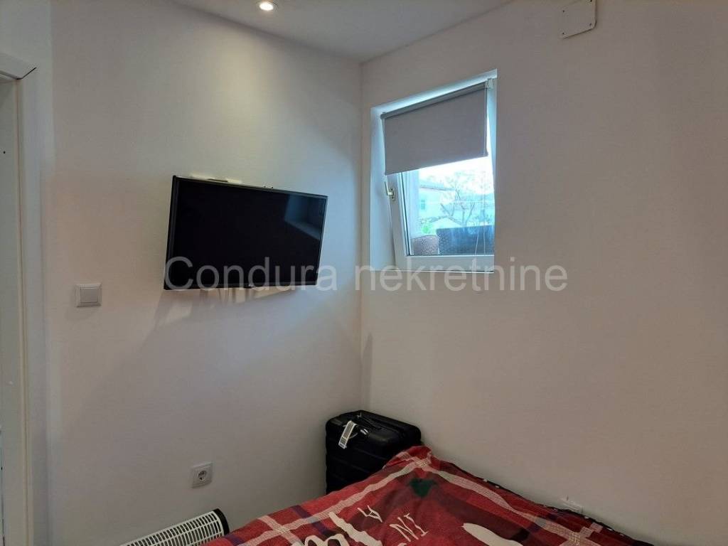 Apartman na moru, Prodaja, Nin, Nin