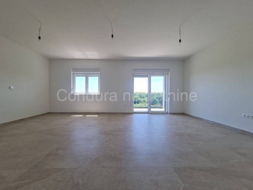 Apartman na moru, Prodaja, Vir, Vir