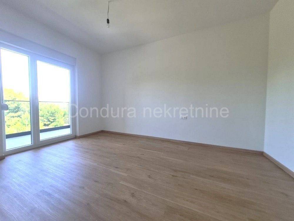 Apartman na moru, Prodaja, Vir, Vir