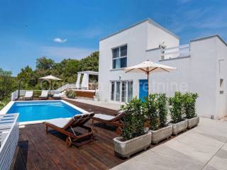 Luksuzna vila, Prodaja, Sali, Zman