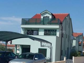 Apartmanska kuca, Prodaja, Nin, Zaton