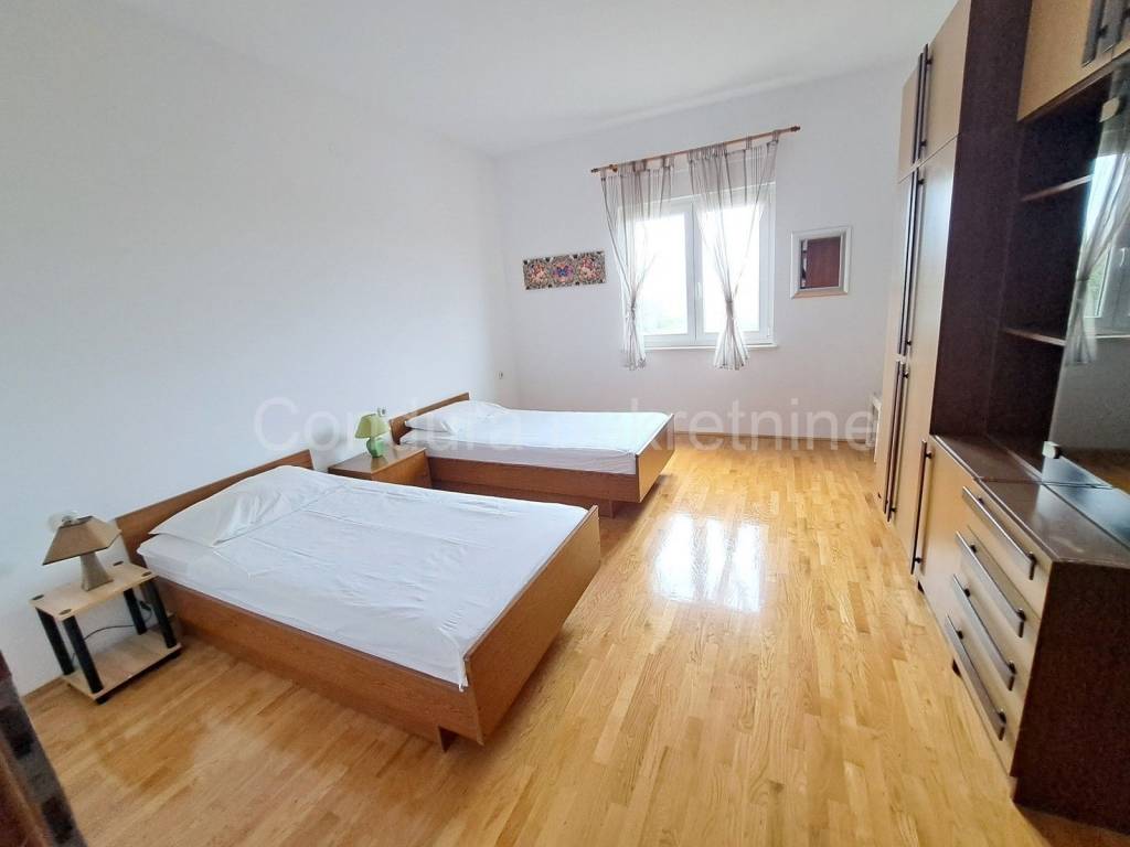 Obiteljska kuca, Prodaja, Vrsi, Vrsi