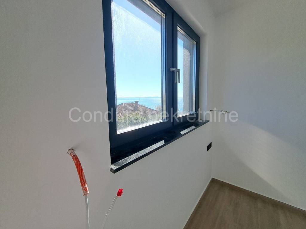 Apartman na moru, Prodaja, Nin, Zaton