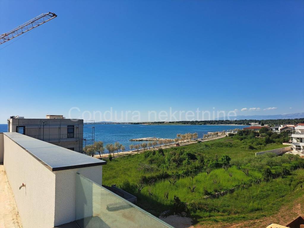 Apartman na moru, Prodaja, Nin, Zaton