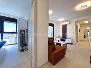 Apartman na moru, Prodaja, Vir, Vir