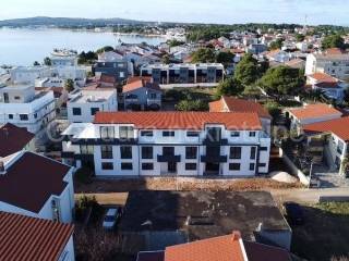 Apartman na moru, Prodaja, Vir, Vir