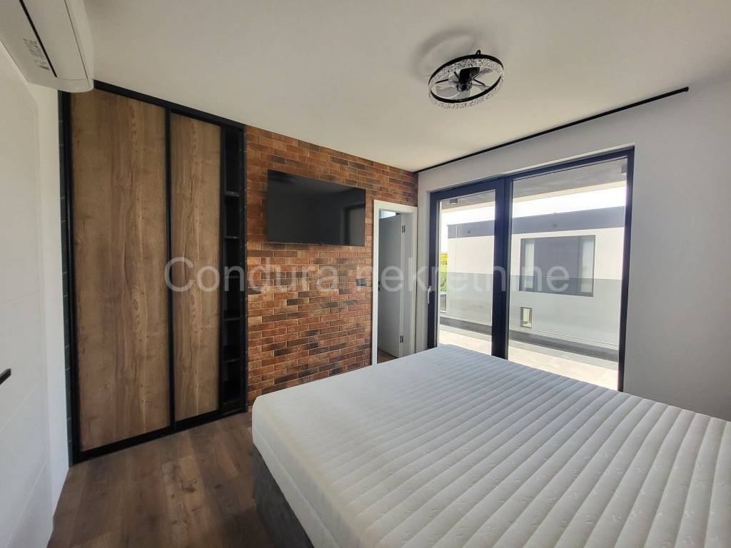 Vila, Prodaja, Privlaka, Privlaka