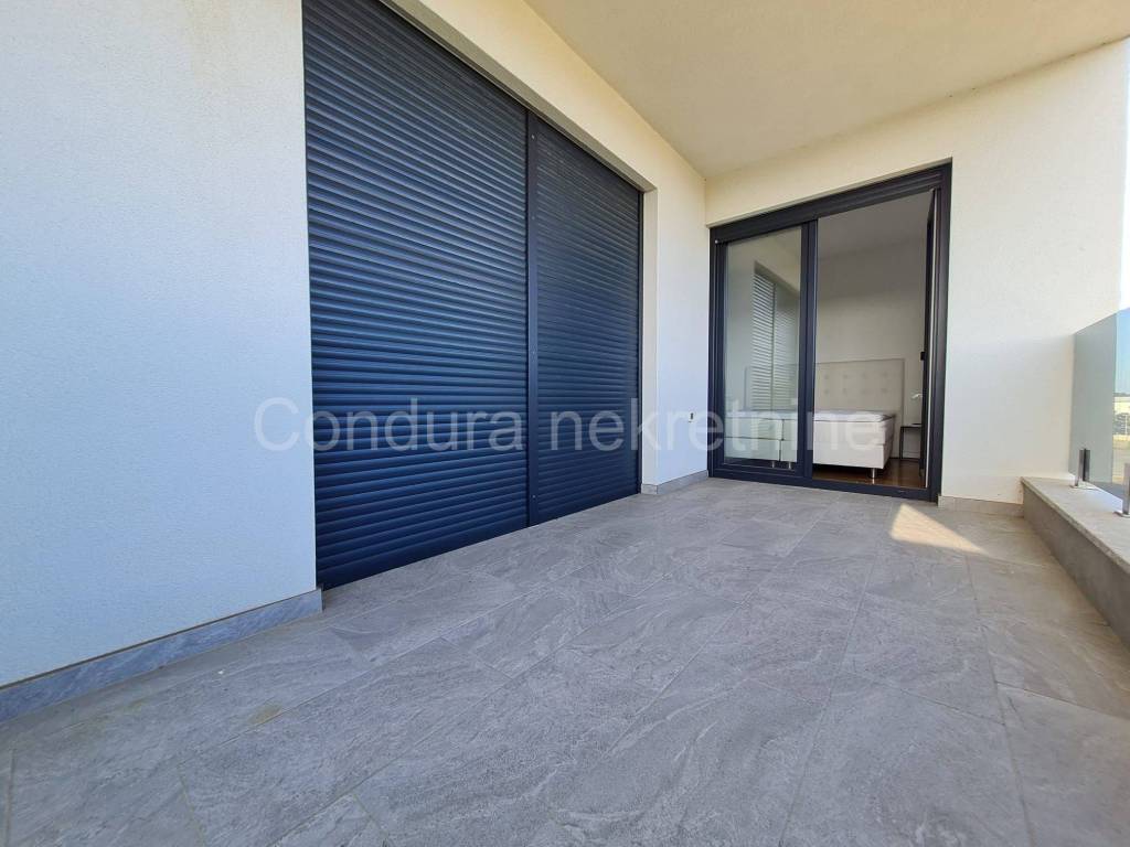 Apartman na moru, Prodaja, Nin, Nin