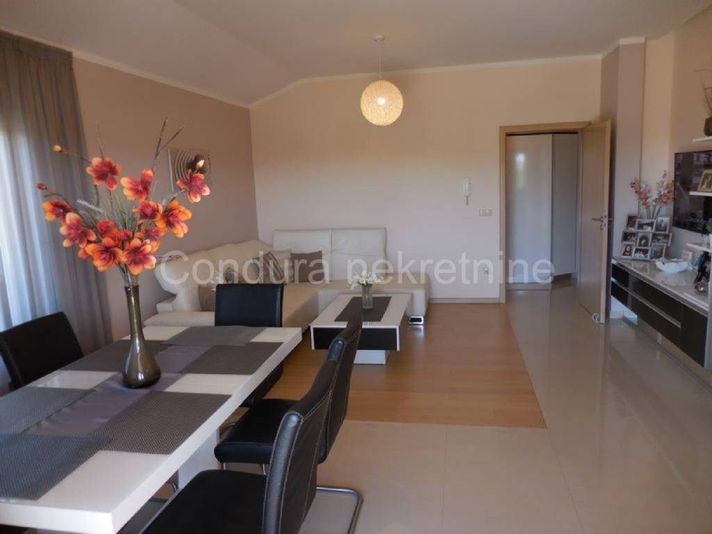 Apartmanska kuca, Prodaja, Nin, Zaton