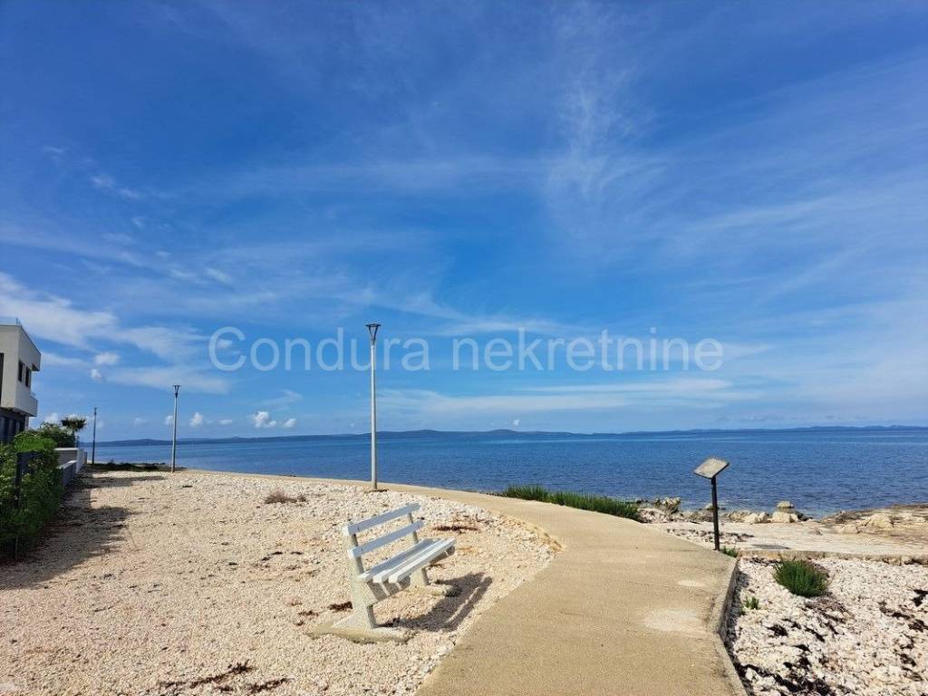 Dvojna kuca, Prodaja, Privlaka, Privlaka
