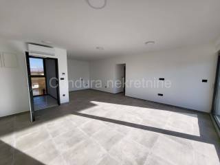 Apartman na moru, Prodaja, Privlaka, Privlaka