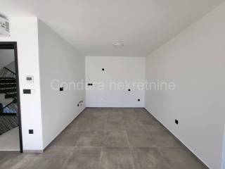 Apartman na moru, Prodaja, Privlaka, Privlaka