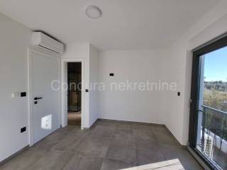 Apartman na moru, Prodaja, Privlaka, Privlaka