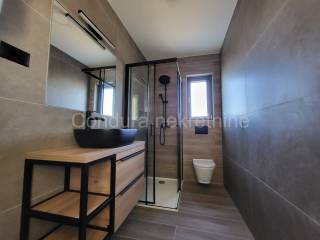 Apartman na moru, Prodaja, Privlaka, Privlaka