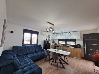 Apartmanska kuca, Prodaja, Vrsi, Vrsi